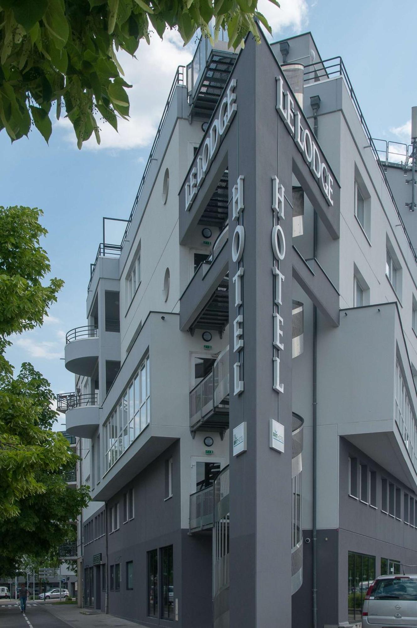 Le Lodge Brit Hotel Strasbourg Zenith Dış mekan fotoğraf