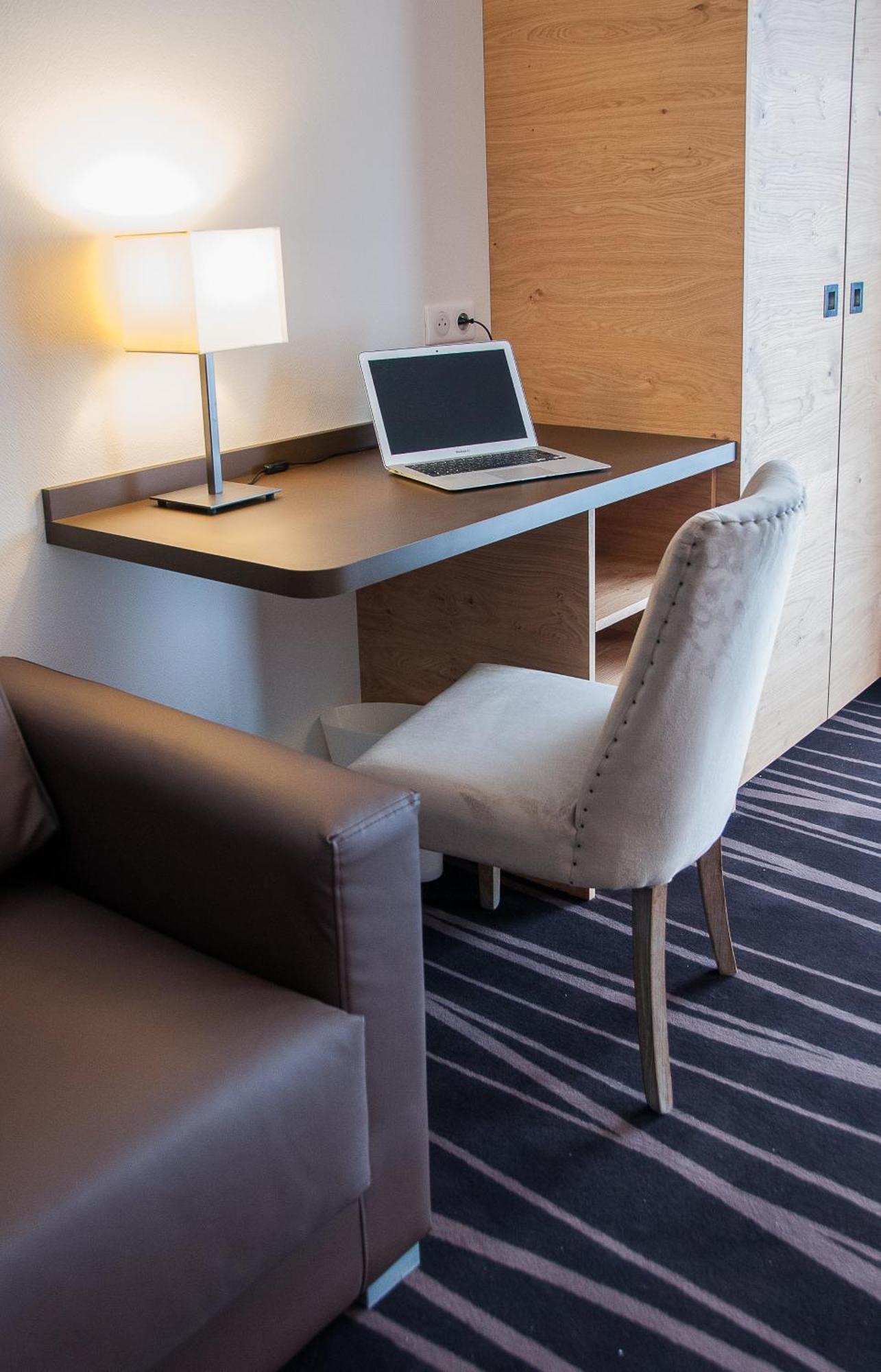 Le Lodge Brit Hotel Strasbourg Zenith Dış mekan fotoğraf