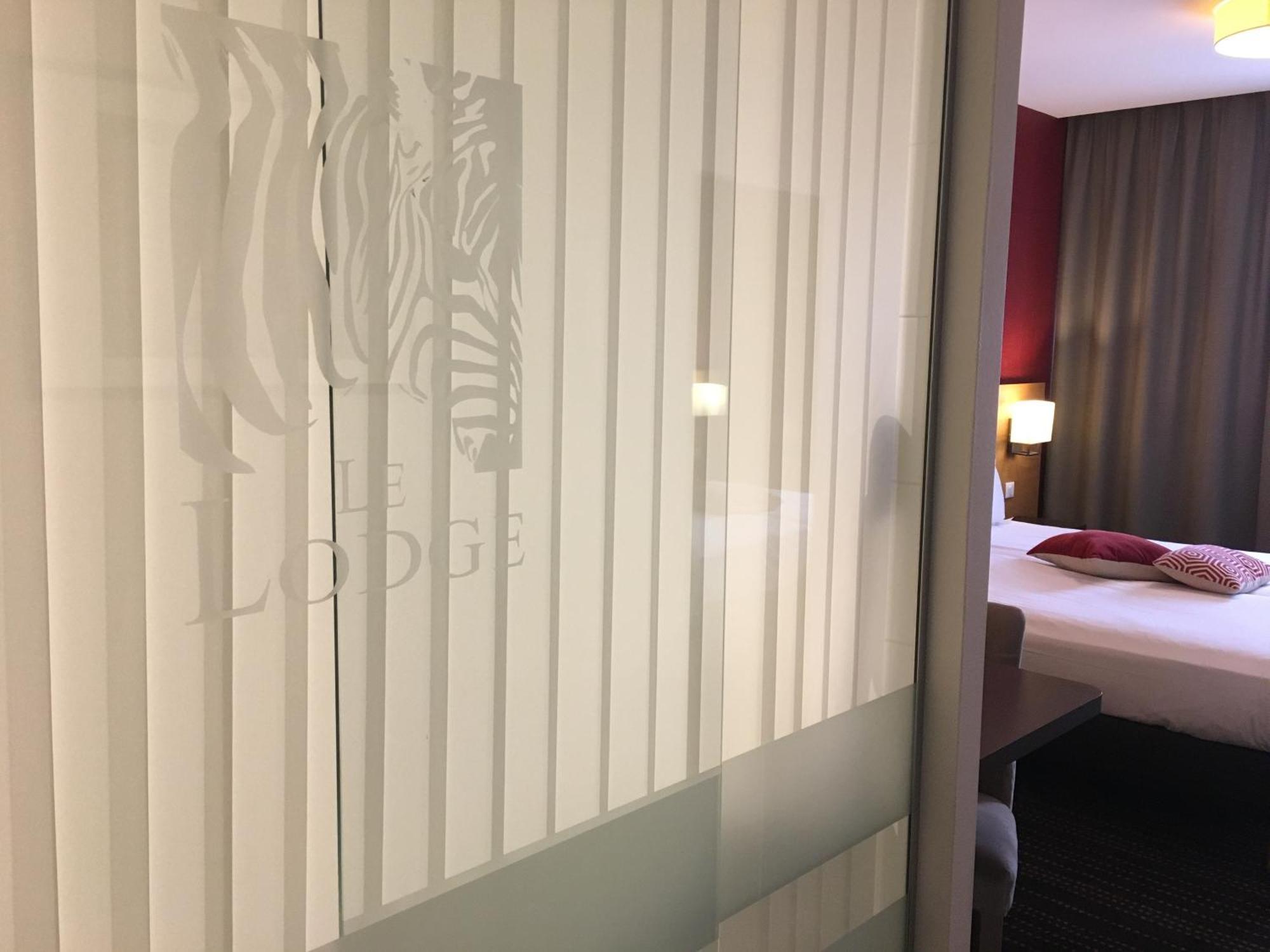 Le Lodge Brit Hotel Strasbourg Zenith Dış mekan fotoğraf